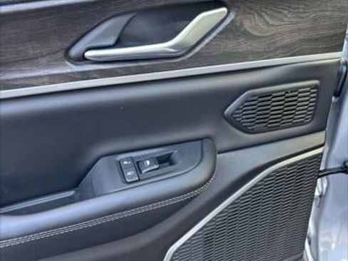 New 2026 Jeep Grand Cherokee L Limited image 40