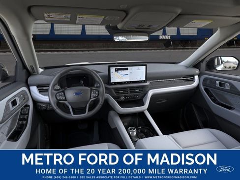 New 2026 Ford Explorer Platinum AWD/4WD image 10