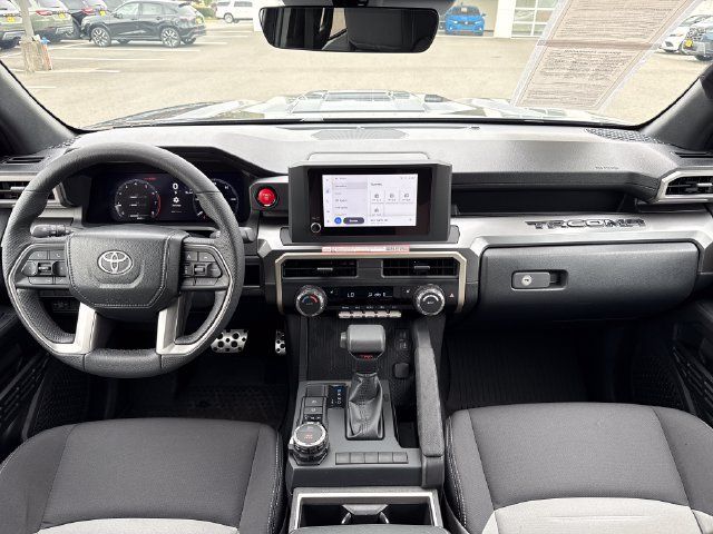 Used 2026 Toyota Tacoma TRD Sport AWD/4WD image 12