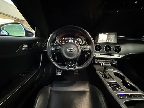 Used 2020 Kia Stinger GT1 RWD image 53