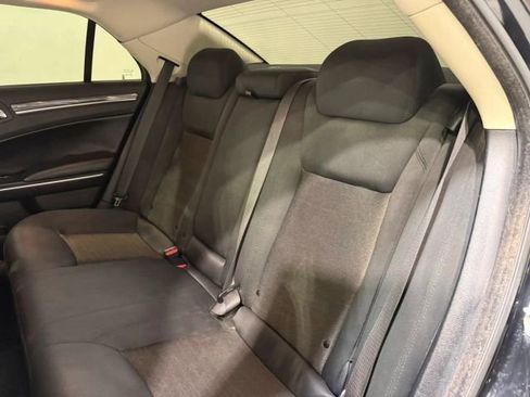 Used 2019 Chrysler 300 Touring w/ Sport Appearance Package image 23