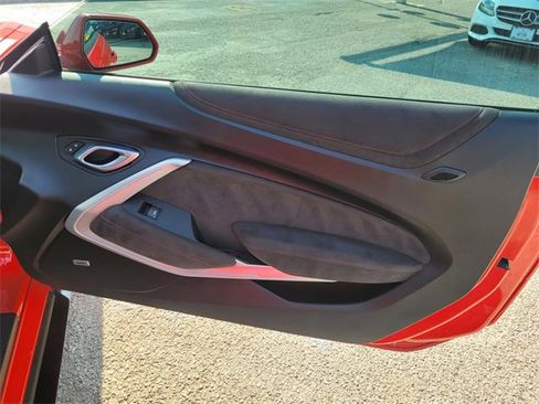 Certified 2022 Chevrolet Camaro ZL1 image 9