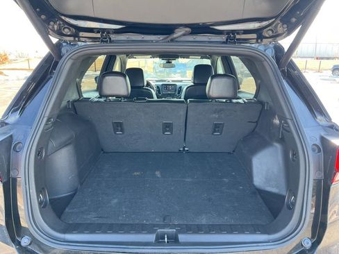 Used 2023 Chevrolet Equinox RS image 7