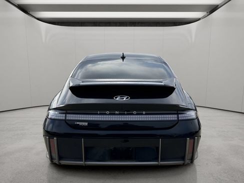 Used 2023 Hyundai Ioniq 6 SEL RWD image 4