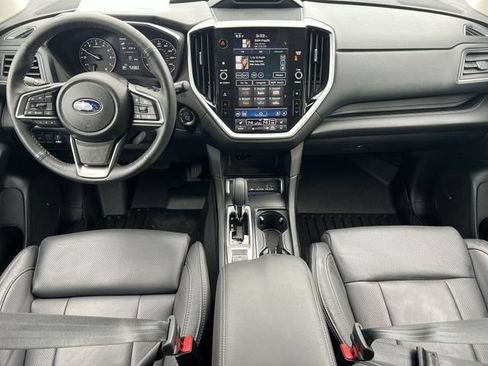 Used 2025 Subaru Ascent Limited AWD/4WD image 17