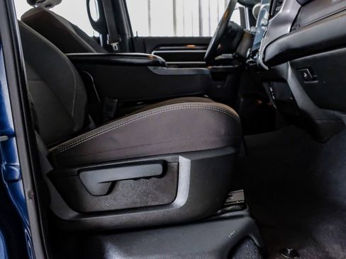 Used 2024 RAM 2500 Big Horn w/ Night Edition image 32