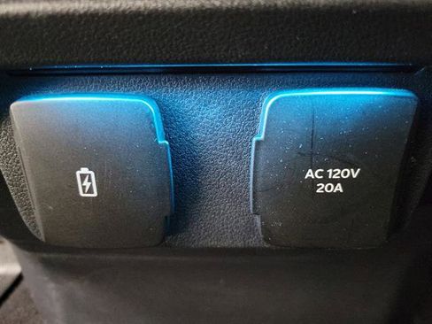 Used 2024 Ford F150 XLT w/ Mobile Office Package image 17