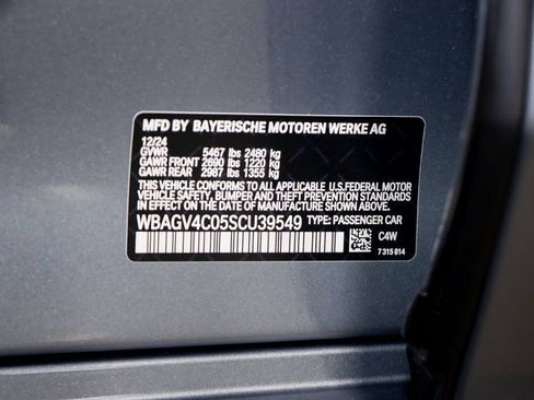 Used 2025 BMW 840i xDrive w/ Comfort Seating Package image 24