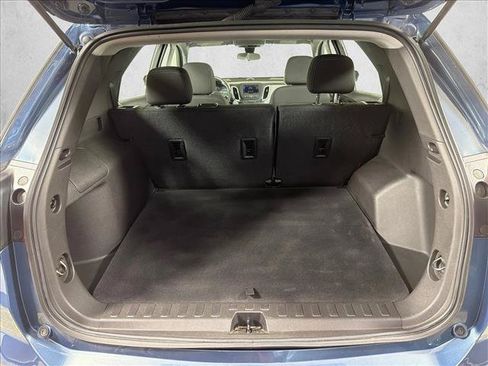 Used 2024 Chevrolet Equinox LS FWD image 18