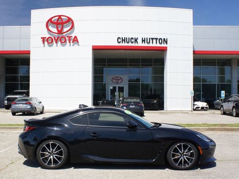 Used 2022 Toyota GR86 w/ ALL Weather Mat Package (TMS) RWD image 1