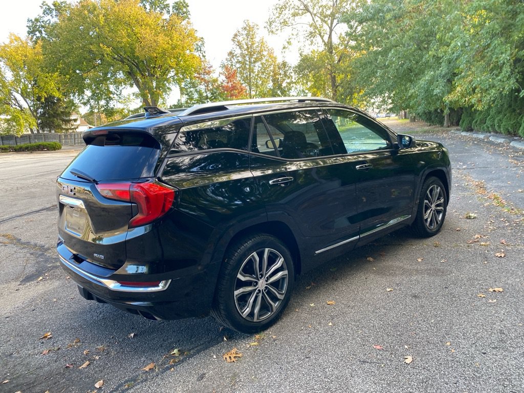 Used 2019 GMC Terrain Denali w/ Driver Alert Package II AWD/4WD image 5