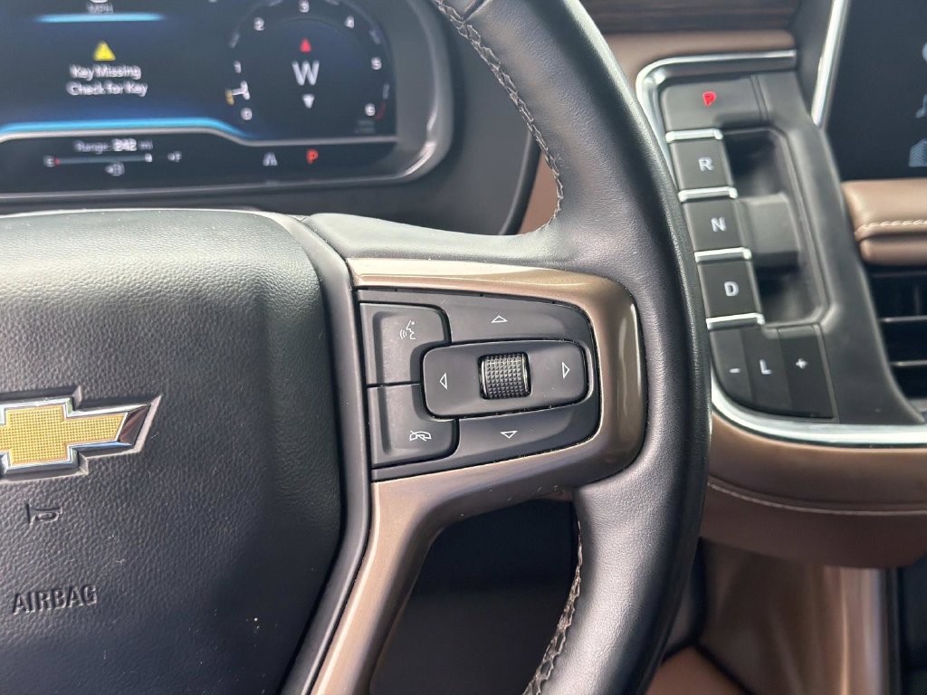 Used 2023 Chevrolet Suburban High Country w/ LPO, Illumination Package RWD image 27