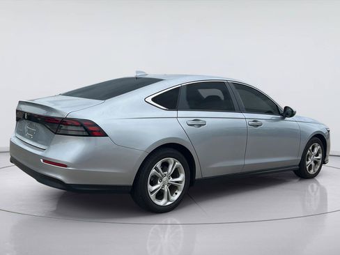 Used 2025 Honda Accord LX image 4