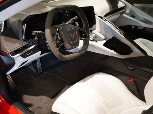 Used 2023 Chevrolet Corvette Stingray Premium Conv w/ Z51 Performance Package RWD image 36