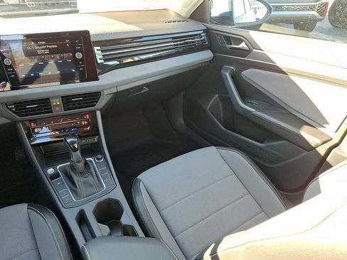 New 2026 Volkswagen Jetta SE image 11