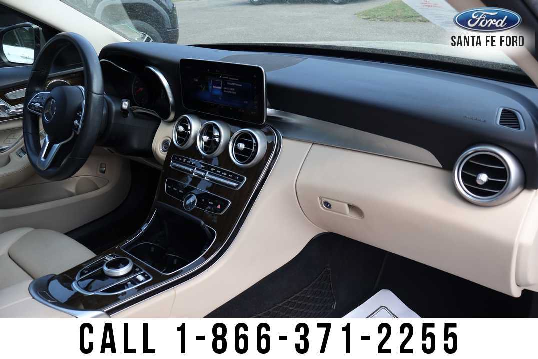 Used 2019 Mercedes-Benz C 300 Sedan image 27