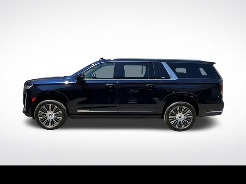 Used 2022 Cadillac Escalade ESV Premium Luxury w/ Performance Package AWD/4WD image 15