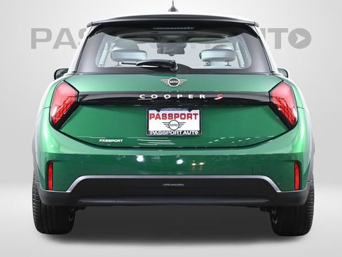 Certified 2025 MINI Cooper S image 9