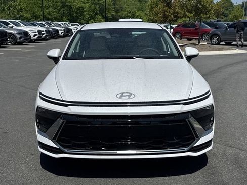 New 2026 Hyundai Sonata SEL FWD image 2