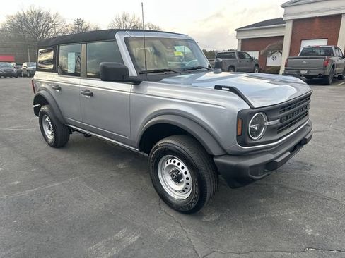 Used 2023 Ford Bronco 4-Door image 11