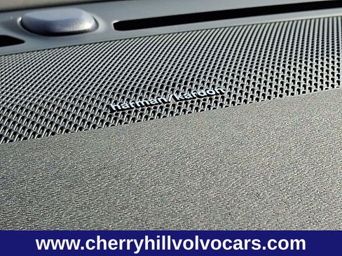 New 2026 Volvo XC40 B5 Plus w/ Protection Package Premier image 21