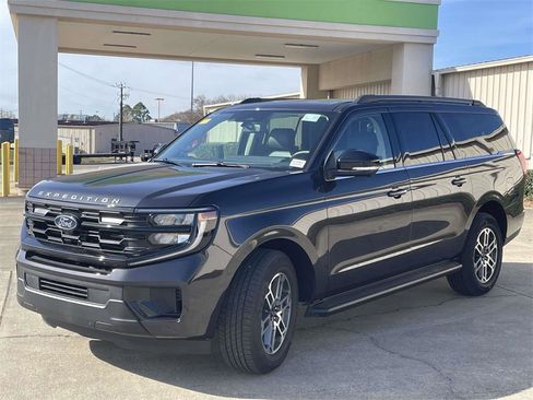 New 2025 Ford Expedition Max Active image 7