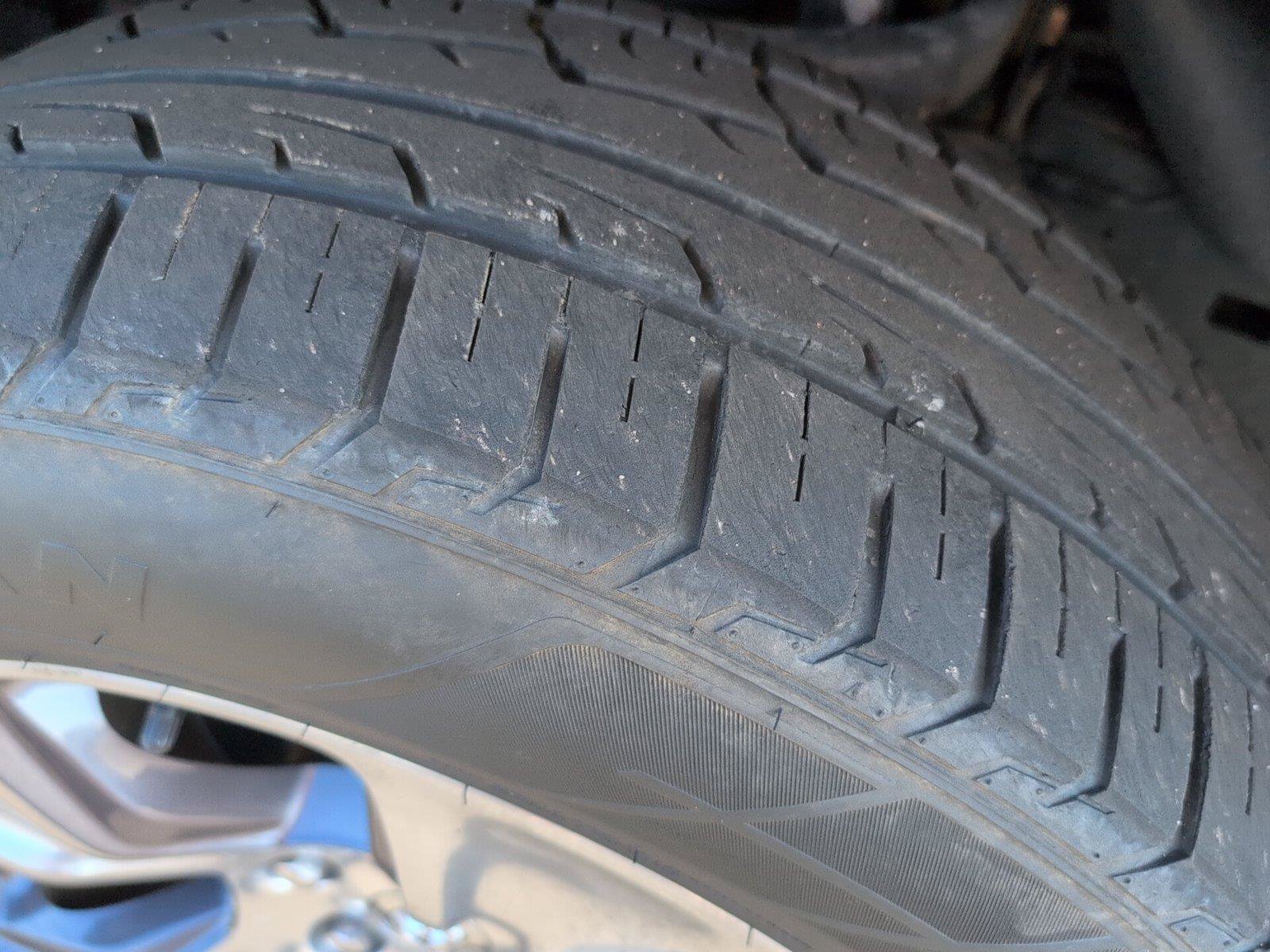 Used 2019 RAM 1500 Laramie AWD/4WD image 10