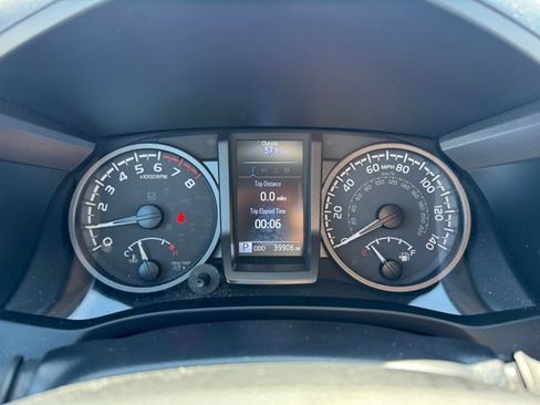 Certified 2023 Toyota Tacoma TRD Sport w/ Technology Package AWD/4WD image 18