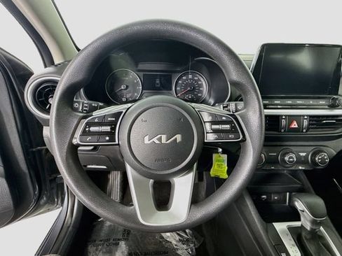 Used 2024 Kia Forte LXS FWD image 11