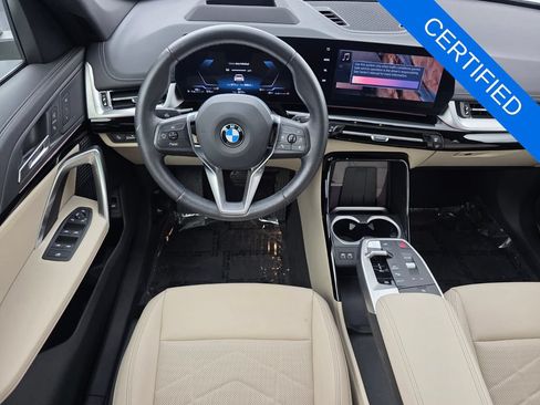 Used 2025 BMW X1 xDrive28i w/ Technology Package AWD/4WD image 13