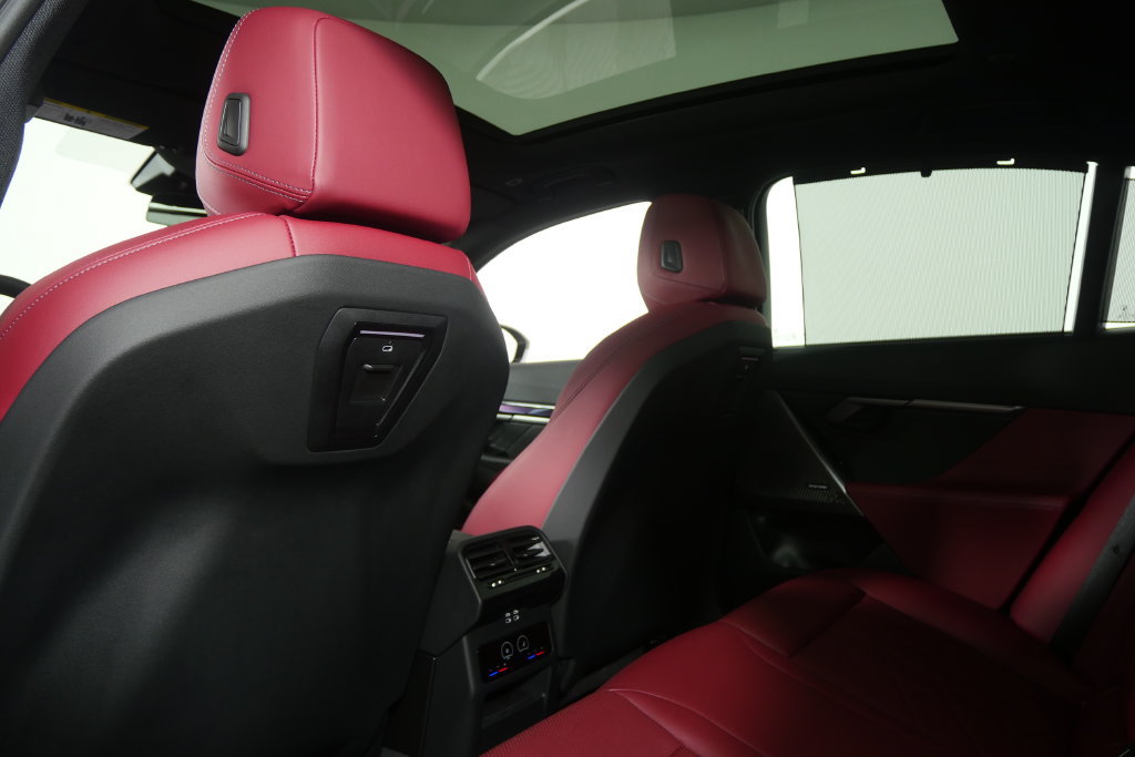 Certified 2026 BMW 530i RWD image 18