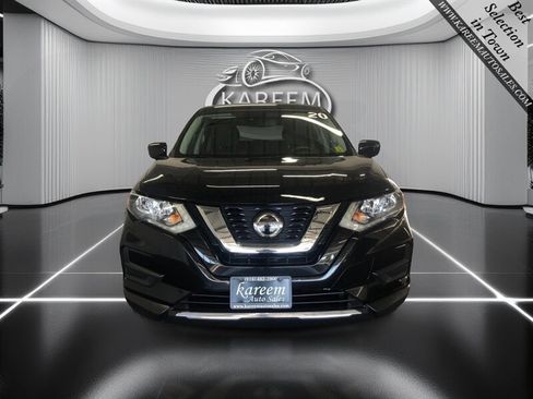 Used 2020 Nissan Rogue S AWD/4WD image 2
