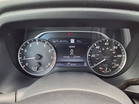 Certified 2021 Nissan Titan SV w/ SV Convenience Package image 26