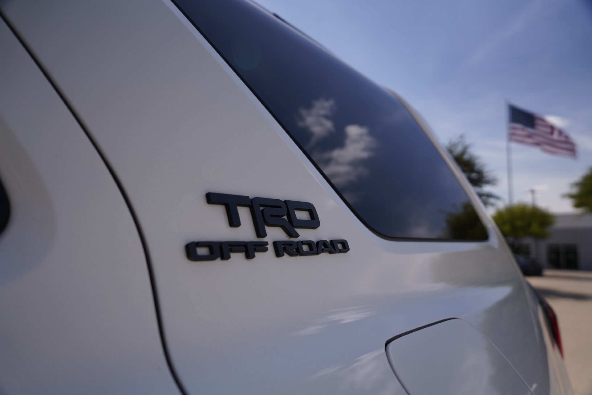 Used 2025 Toyota 4Runner TRD Off-Road Premium AWD/4WD image 8