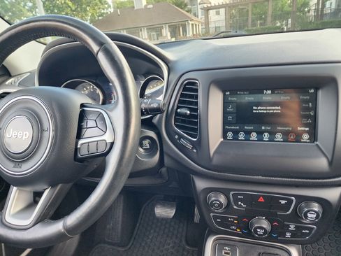 Used 2019 Jeep Compass Sport w/ Cold Weather Group FWD image 24
