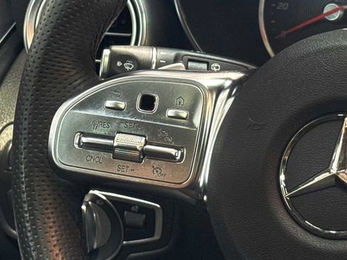 Used 2020 Mercedes-Benz GLC 300 image 19