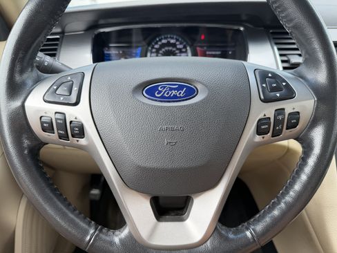 Used 2014 Ford Taurus SEL w/ Equipment Group 201A AWD/4WD image 21