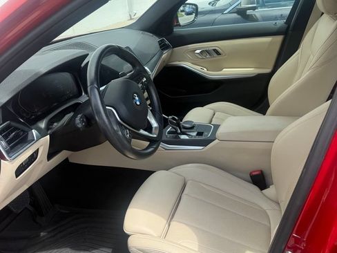 Used 2022 BMW 330i Sedan w/ Driving Assistance Package RWD image 2
