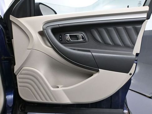 Used 2011 Ford Taurus SEL w/ 201A Rapid Spec Order Code image 39