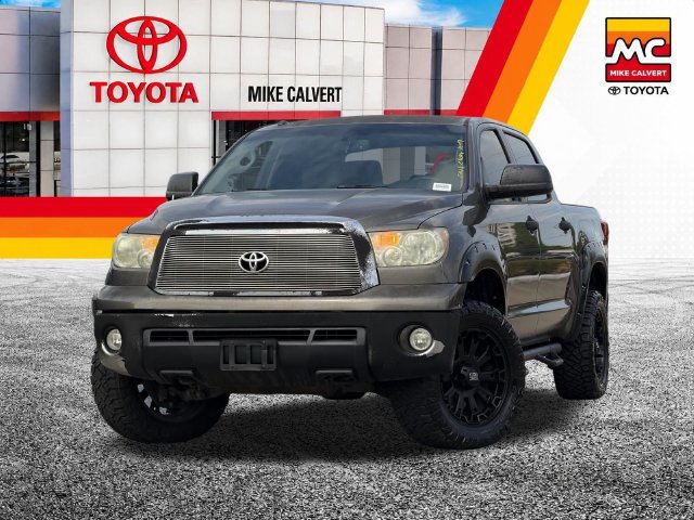 Used 2012 Toyota Tundra 4x4 CrewMax w/ SR5 Pkg image 1