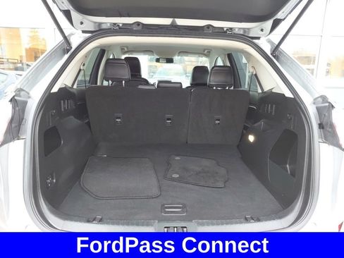 Used 2023 Ford Edge SEL AWD/4WD image 16