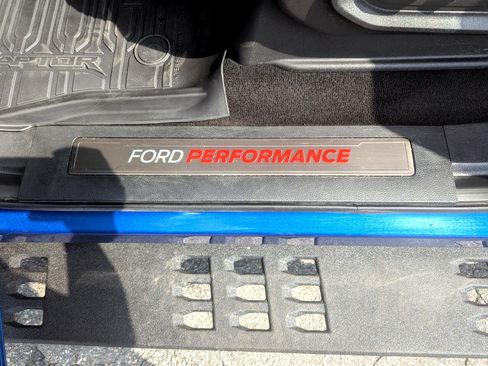 Used 2018 Ford F150 Raptor w/ Equipment Group 802A Luxury image 16