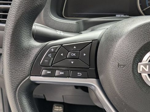 Used 2025 Nissan Leaf S FWD image 16