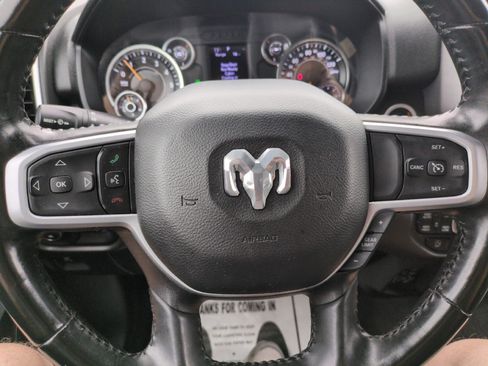 Used 2022 RAM 1500 Big Horn AWD/4WD image 16