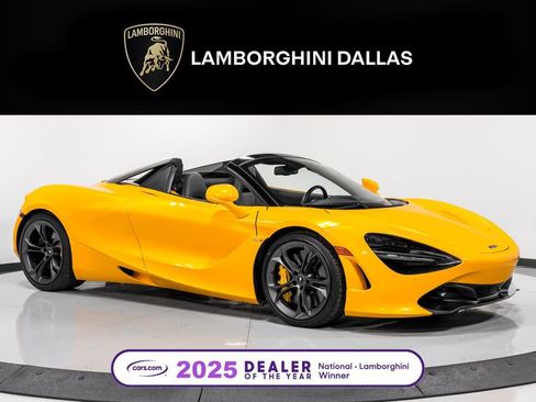 Used 2022 McLaren 720S Spider image 1