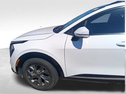 Certified 2023 Kia Sportage SX AWD/4WD image 9