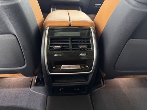 Certified 2023 BMW X7 xDrive40i w/ Executive Package image 28