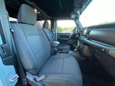 Used 2023 Jeep Wrangler Sport AWD/4WD image 28