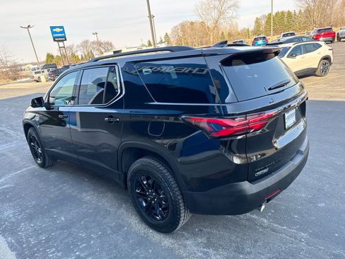 Used 2023 Chevrolet Traverse LT w/ Midnight/Sport Edition image 10