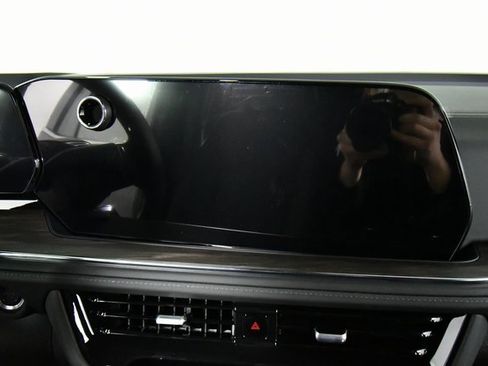 New 2026 Chevrolet Tahoe LS image 4